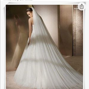 Bridal Wedding Veil 2T Trailing Long Cut Edge with Comb-V37 Ivory